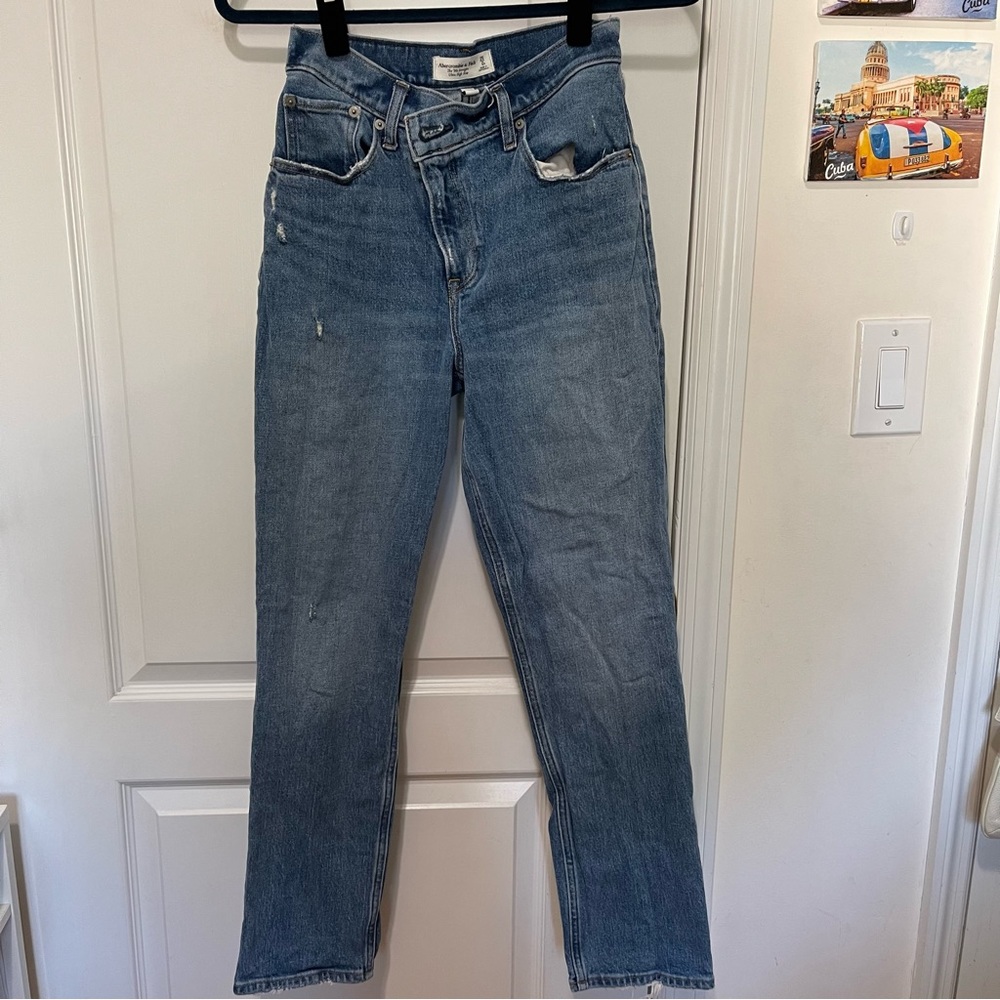 Abercrombie & Fitch criss cross straight leg jeans
